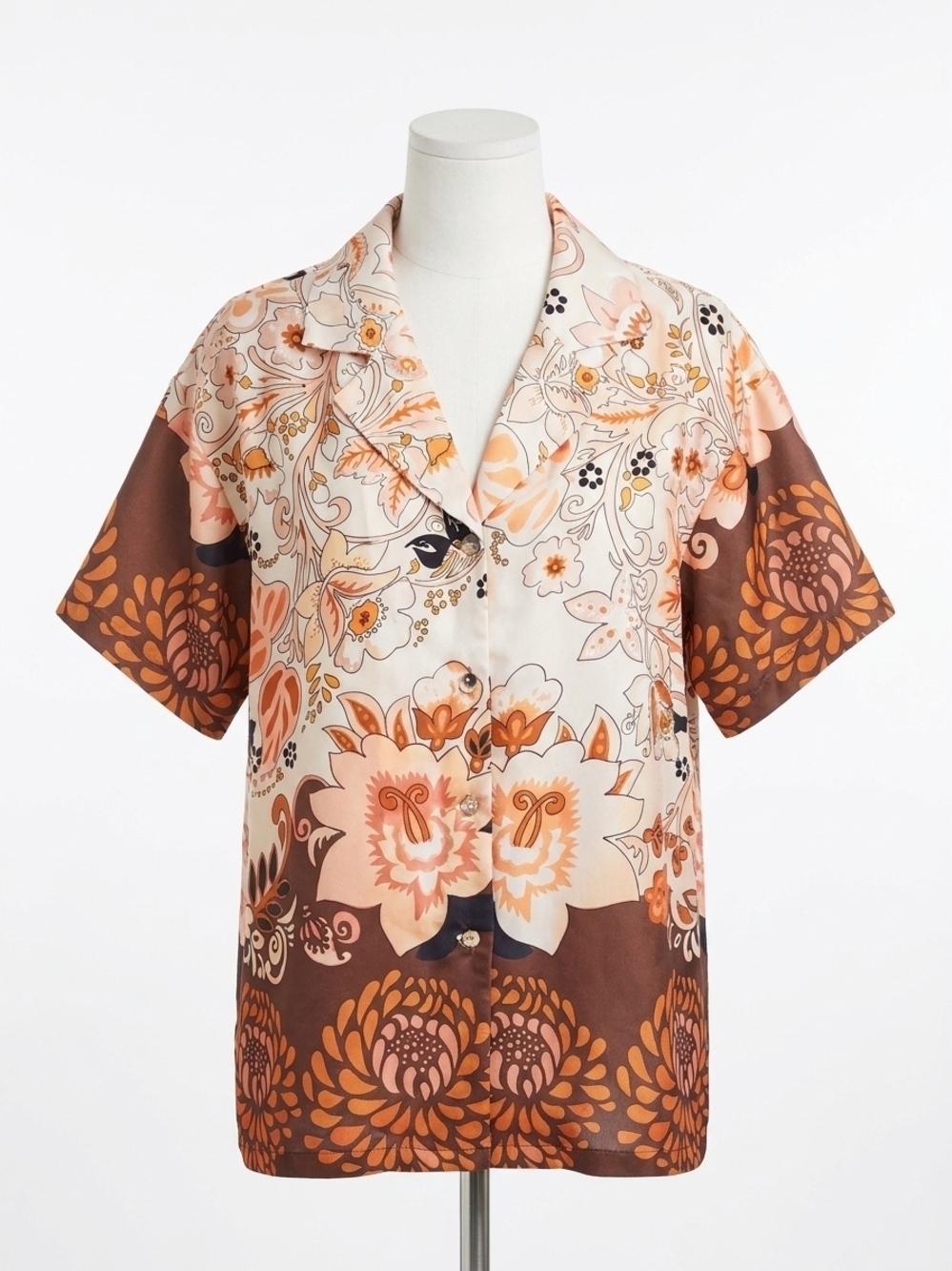 NEW PAPARAZZI satin border print camp shirt in peach